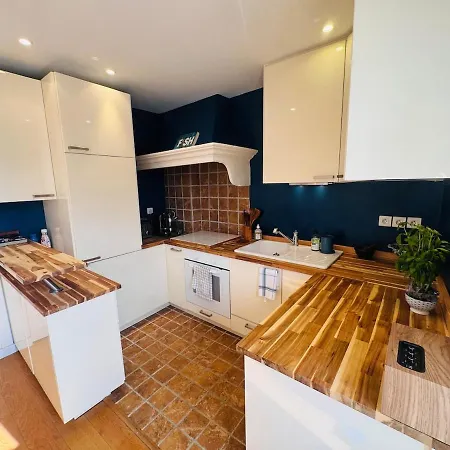 Bienvenue Aux Barques Apartment *